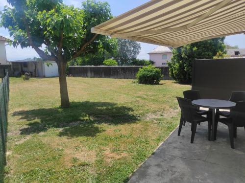 Charmante maisonnette avec jardin privé