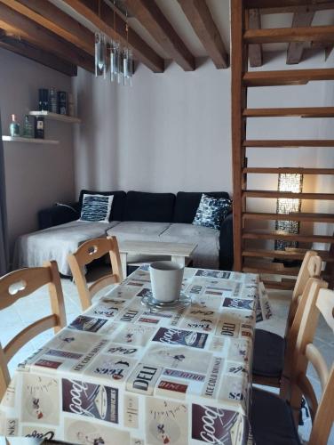 Charmante petite maison de bourg