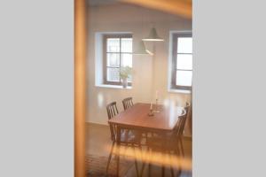 Charmante, ruhige Ferienwohnung mit Balkon