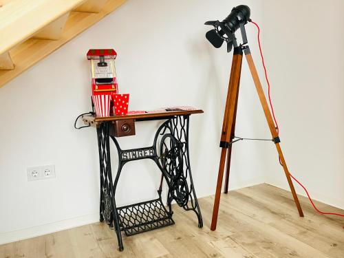 Charmantes Loft im Film-Konzept