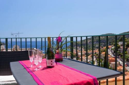 Appartement Appartement Charme et Coeur 22 avenue Fernand Martin Villefranche-sur-Mer