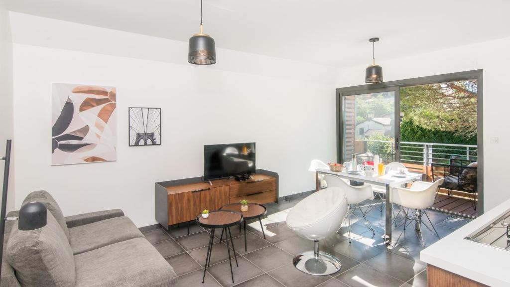 Charme et haut standing - Vue sur La Défense 92700 Colombes