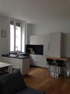 Appartement Charme et Modernité au Cœur de Lyon 51 Rue de la Charite 69002 Lyon Rhône-Alpes