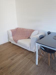 charment appartement T2 RDC de villa