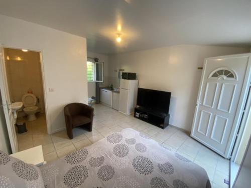 Charming 1-Bed Apartment 20 mins to Paris by train