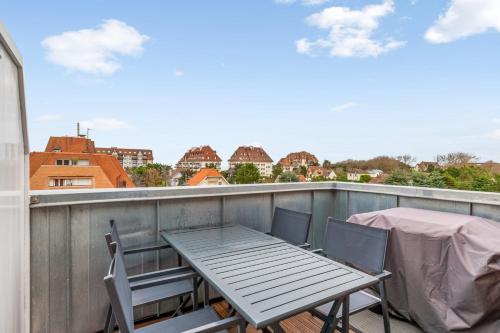 Charming 1br with terrace and parking 3 min to Cabourg's beach - Welkeys