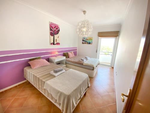 Charming 2 bedroom - 10min walk to beach