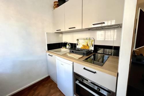Charming 22m near the center of Cannes