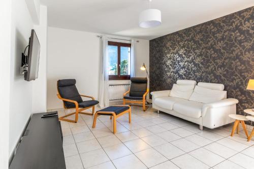 Charming 2br with balcony close to Annecy Lake - Welkeys
