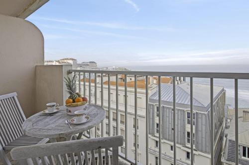 Charming 3 3br with breathtaking seaview in Biarritz center - Welkeys