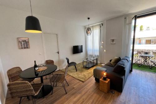 Charming 3 rooms near Garibaldi Port of Nice