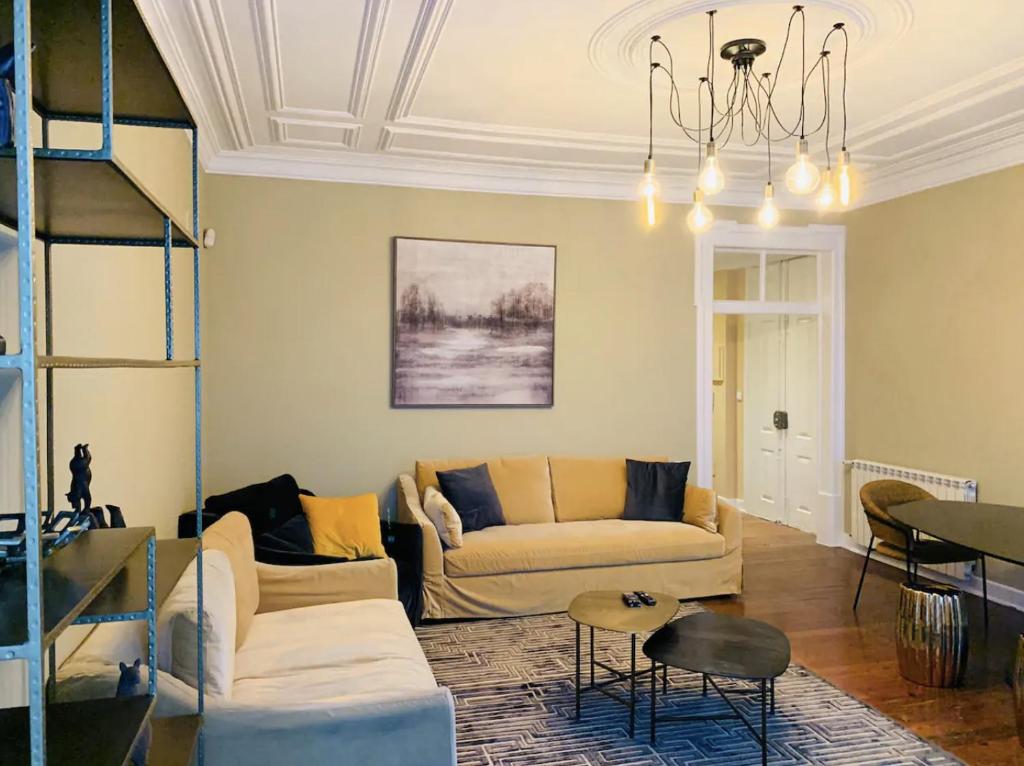 Appartement Charming 4 bedroom apartment in Chiado 37 Rua da Emenda 1st floor 1200-169 Lisbonne