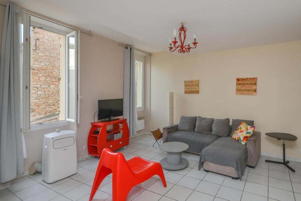 Appartement Charming and calm 1br flat at the heart of Hyères Old Town - Welkeys 22 cours de Strasbourg 83400 Hyères
