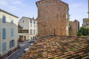 Charming and calm 1br flat at the heart of Hyères Old Town - Welkeys