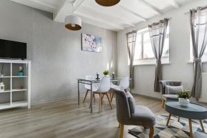 Charming and calm flat with parking at the heart of Béthune - Welkeys