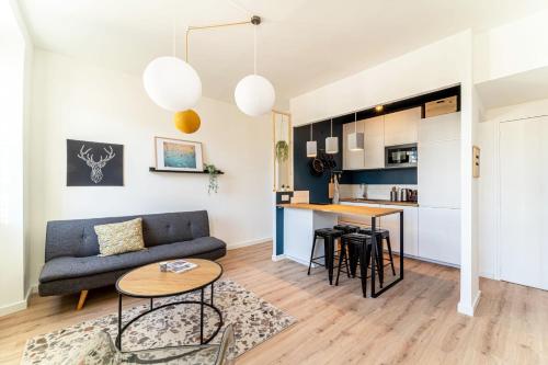 Charming And Design Apt In The Centre Of Marseille