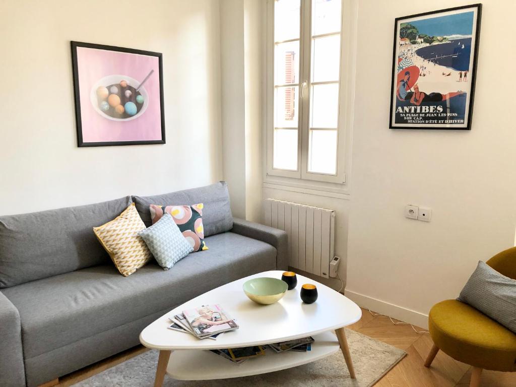 Appartement Charming and modernly designed 2 bedroom - Old Town 43 Rue James Close 06600 Antibes