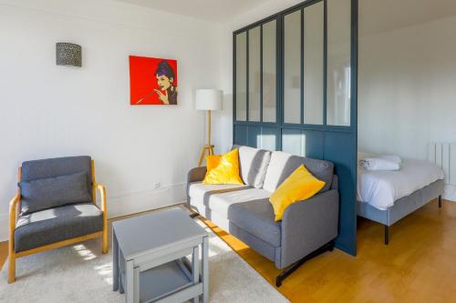 Charming and spacious studio nearby Paris - Welkeys