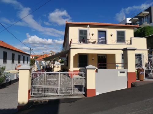 Charming Apartment in Funchal – Lazareto