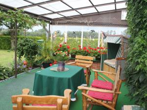 Charming Apartment in Rerik with Fenced Garden
