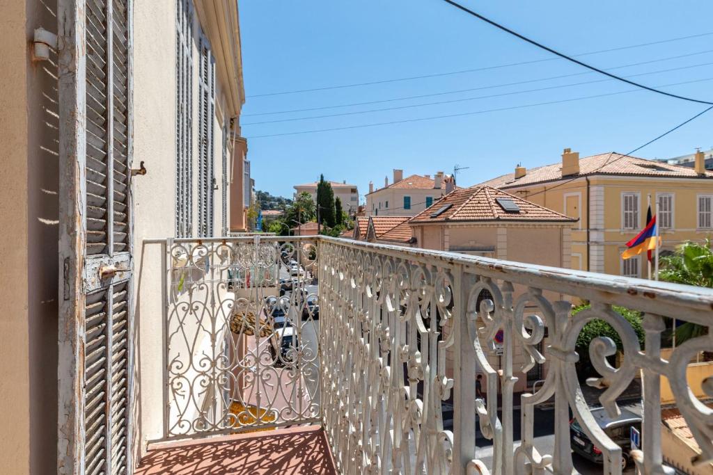 Appartement CHARMING apartment in the center of CANNES 6 Rue Legoff 06400 Cannes