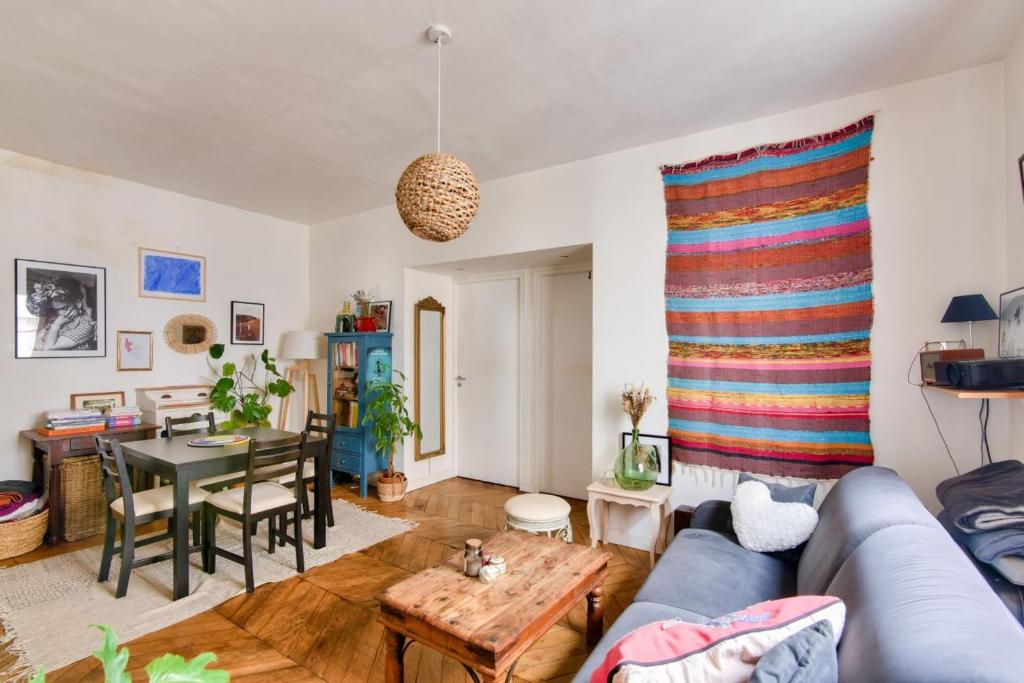 Charming apartment in the heart of Paris 20 cour des petites écuries, 75010 Paris