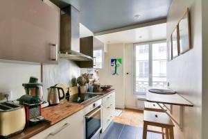 Charming apartment in the heart of Paris