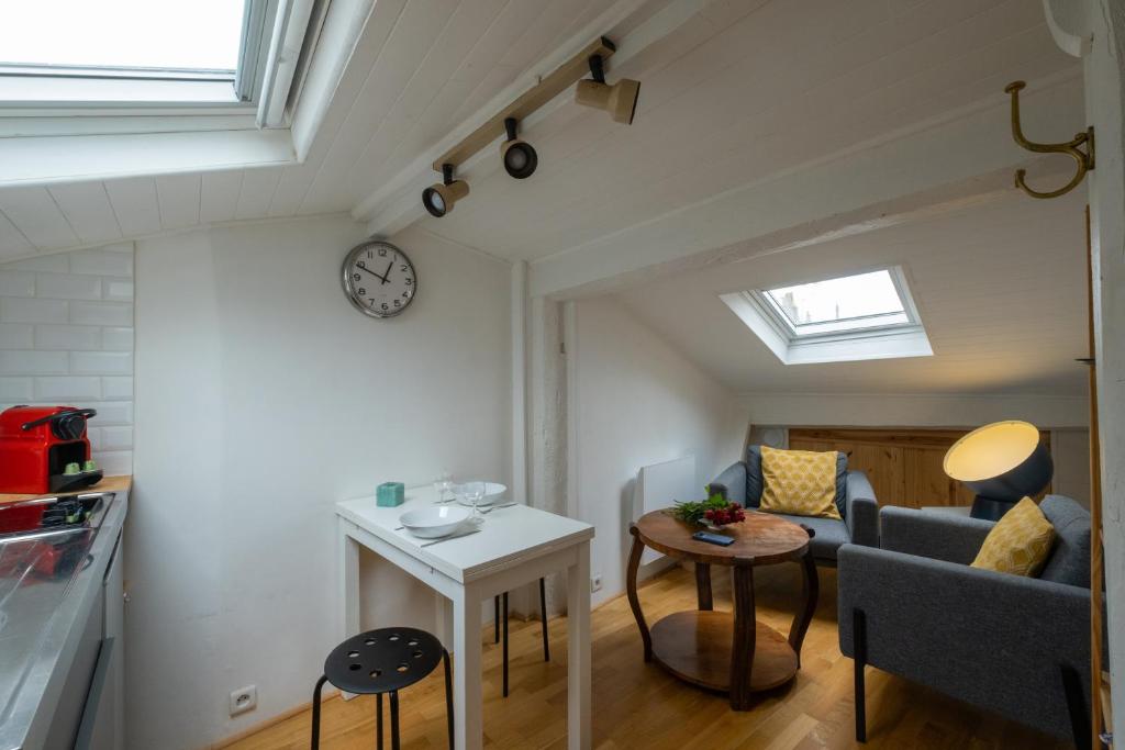 Charming Apartment In The Heart Of Toulouse 25 Rue du Taur, 31000 Toulouse