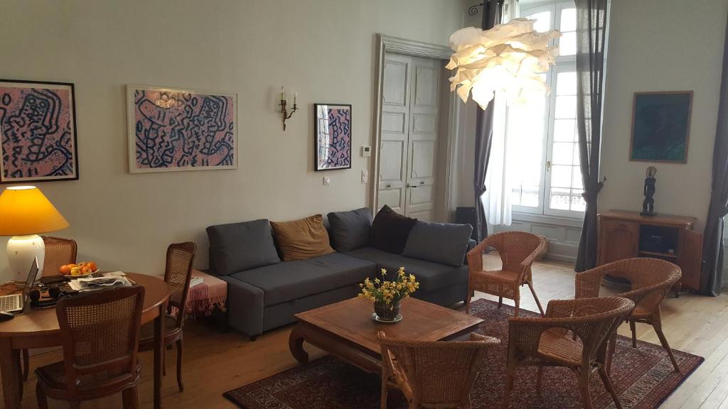 Appartement Charming apartment - Lectoure - gers 97 Rue nationale 32700 Lectoure