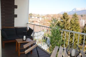 Appartement Charming Apartment Near The Lake With A Furnished Mountain View Terrace 40 rue des Pommaries 74940 Annecy Rhône-Alpes