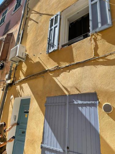 Charming apartment near the Old Port