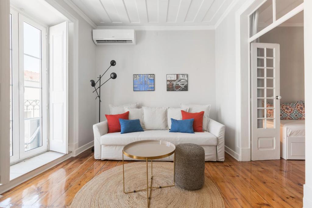 Charming Apartment Rua da Rosa 33 Rua da Rosa 33, 1200-381 Lisbonne