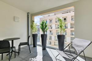 Charming apartment with balcony and garage near the city center of Aix
