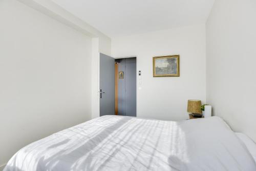 Charming apartment with terrace by Weekome