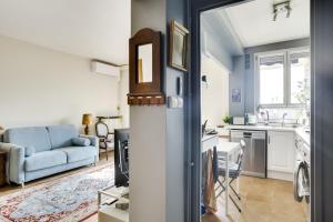 Charming apartment with terrace by Weekome