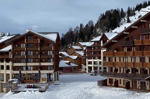 Charming Apt Near The Slopes Of La Plagne