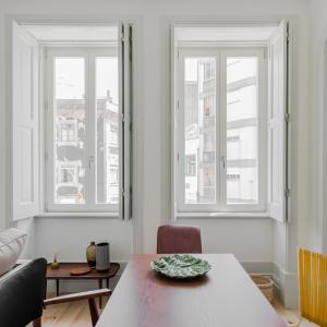 Charming Camões Apartment in Porto