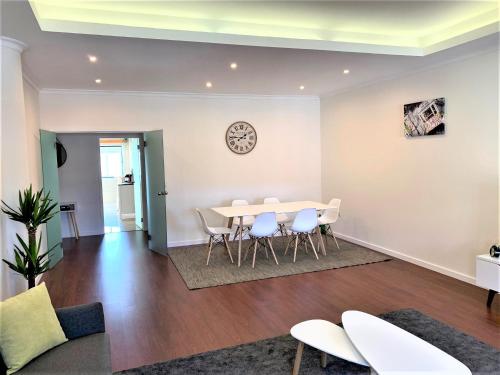 Charming City Center 140m2 & FREE Parking
