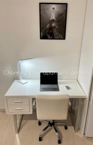 Charming cosy apart with garden free parking