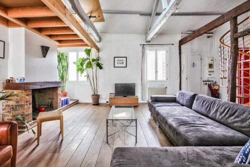 Charming duplex Bastille by weekome