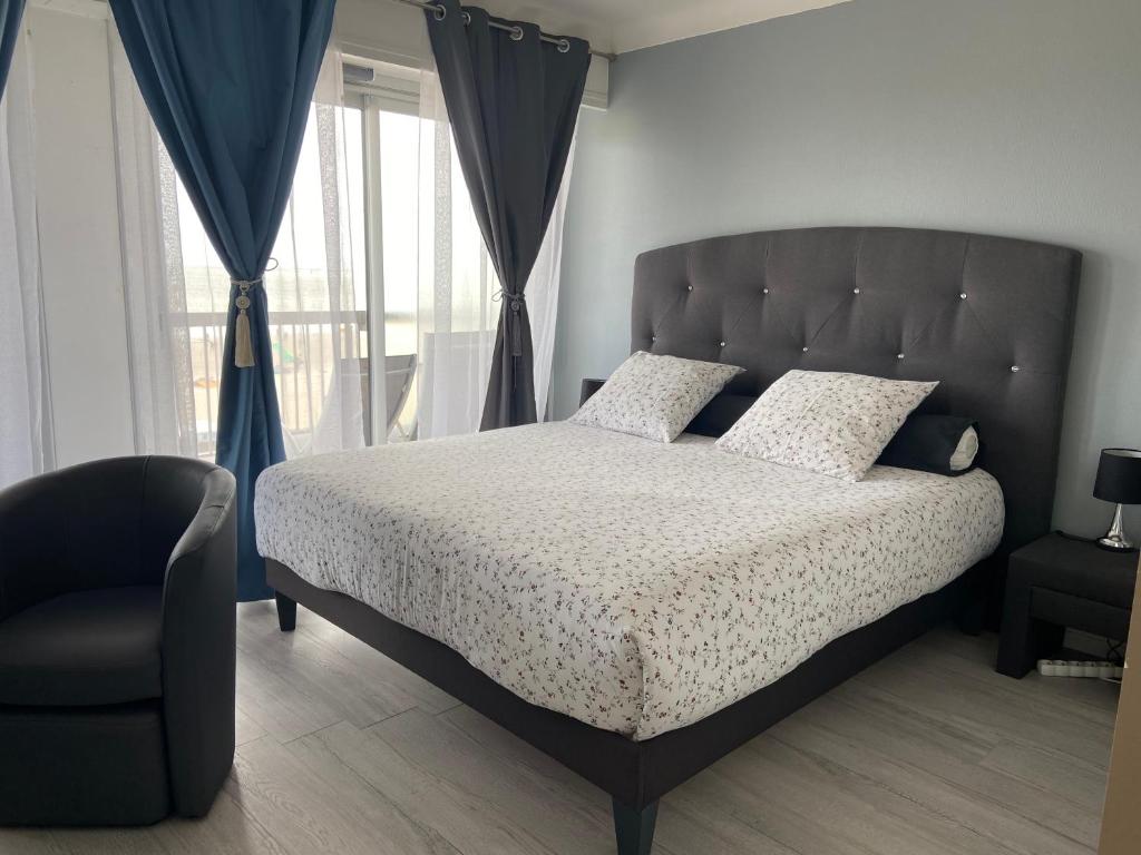 Charming Duplex with Terrace Historical City Center