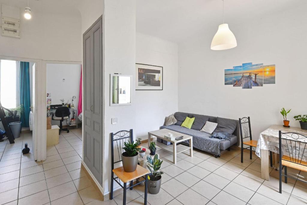 Appartement Charming flat in the centre of Toulon - Welkeys 84 Rue Maissin 83000 Toulon