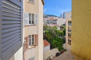 Appartement Charming flat in the centre of Toulon - Welkeys 84 Rue Maissin 83000 Toulon Provence-Alpes-Côte d\'Azur