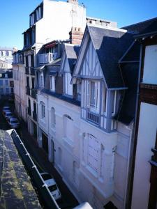 Appartement Charming flat middle of Trouville, 150m from beach 5 Rue Saint-Germain 14360 Trouville-sur-Mer Normandie