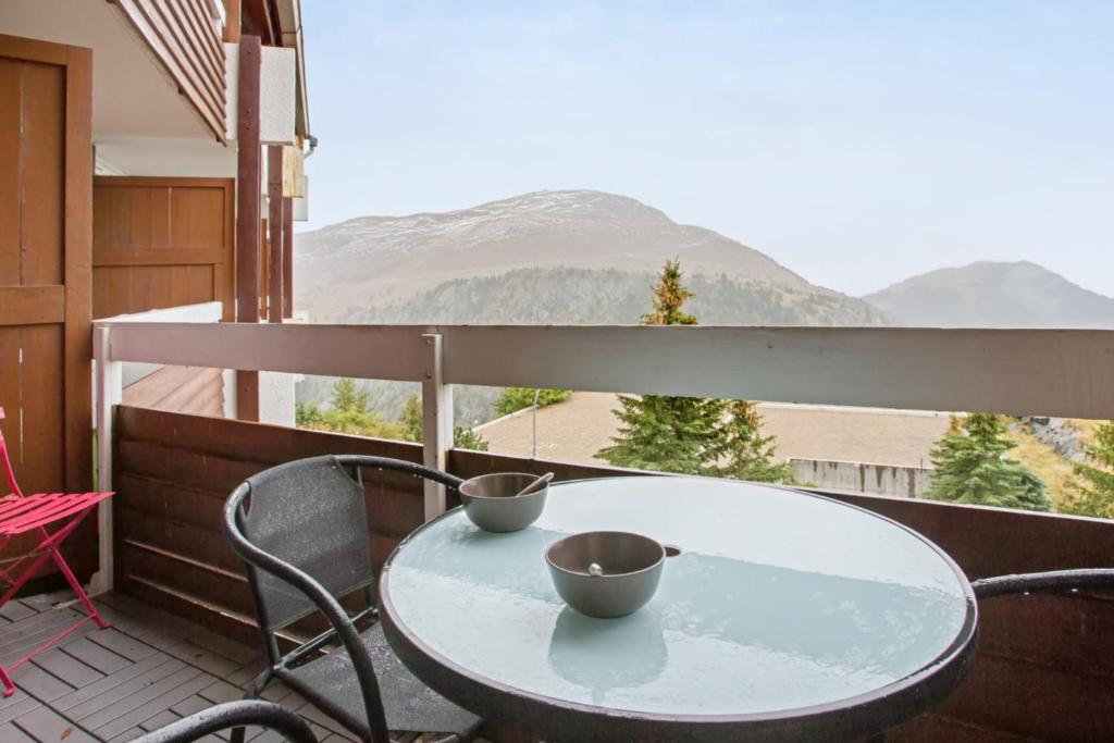 Charming flat with balcony at the heart of L'Alpe d'Huez 1860 - Welkeys Les Horizons d'Huez, 38750 Huez