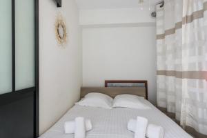 Charming flat with pool 8 min away from the beach in Antibes - Welkeys