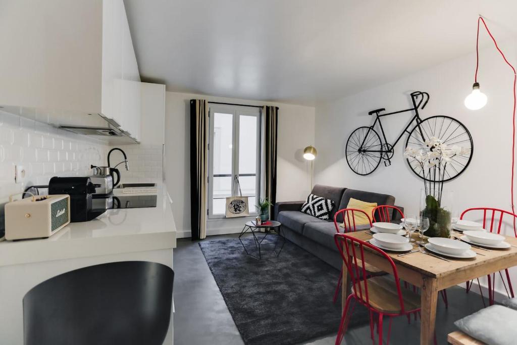 Appartement Charming House for 6 people - Louvre & Opera 70 Passage Choiseul 75002 Paris