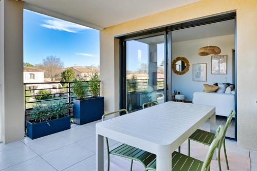 Charming one-bedroom apartment in the center of Puyricard