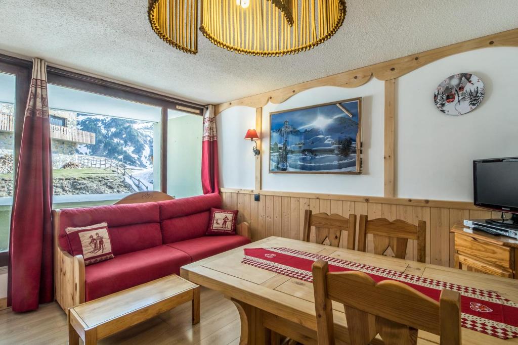 Appartement Charming studio at the foot of the ski slopes in La Mongie - Welkeys 18 avenue du Tourmalet Résidence «Mongie 1800 » appartement 172 65200 La Mongie