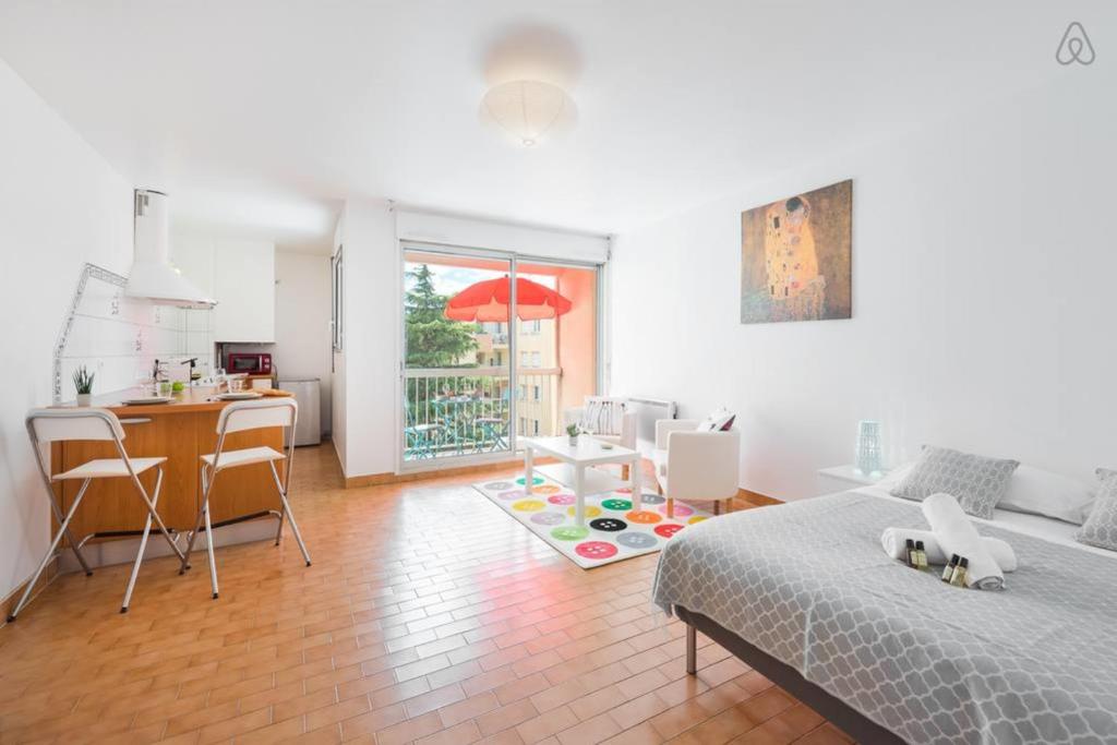 Appartement Charming studio close to the train station - Air Rental 75 Avenue du Pont-Trinquat 34000 Montpellier